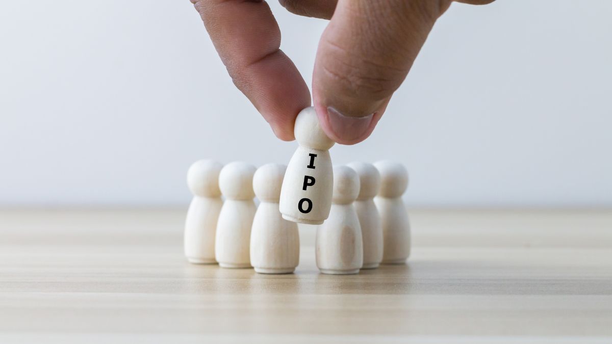 ipo-listing-innova-captab-shares-makes-flat-opening-at-stock-market-rises-above-20-in-early-trade